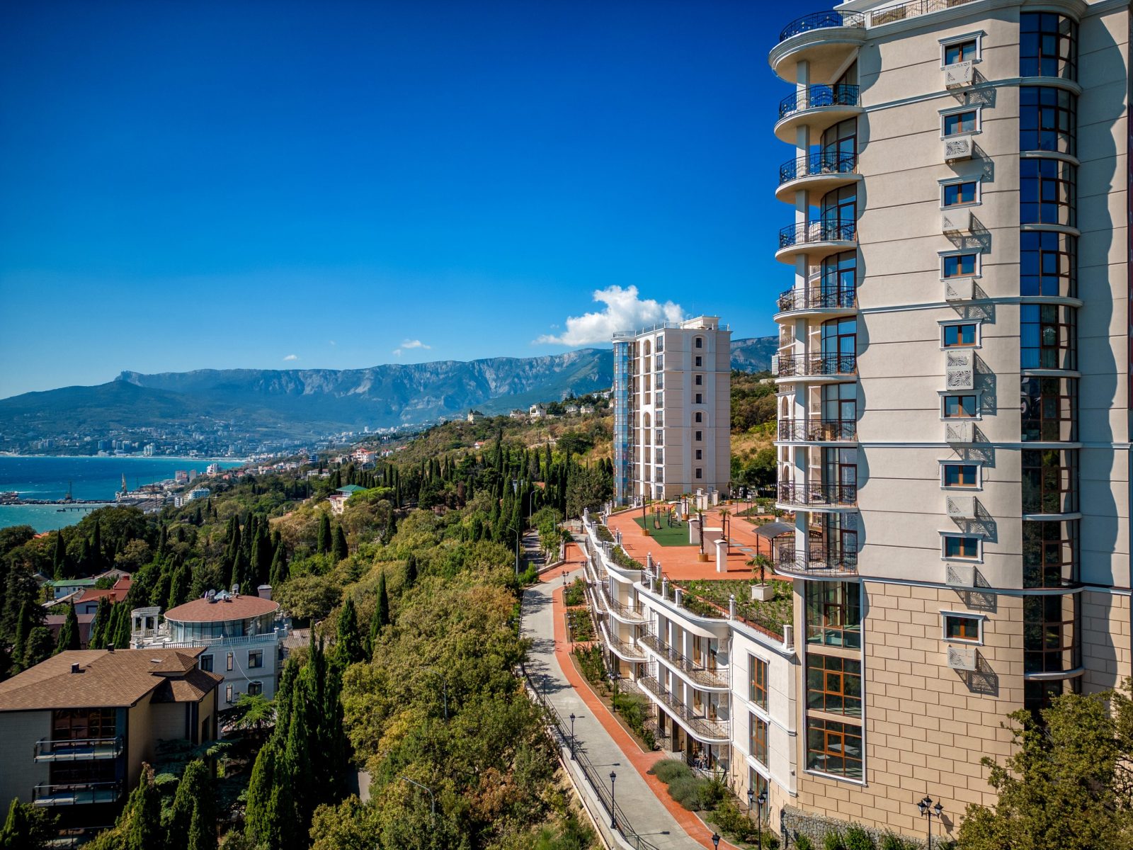 Никитский дворец